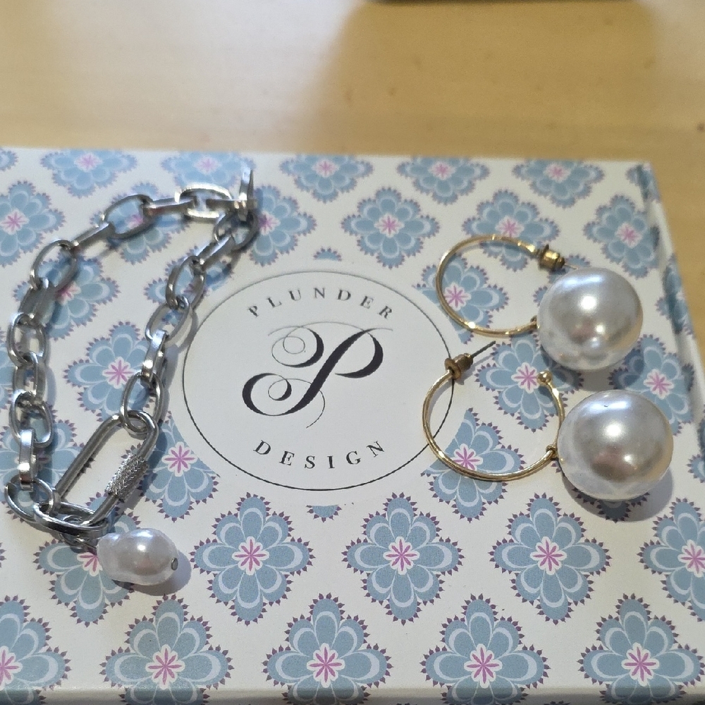 Plunder Design Silver Bracelet and Pearl Earrings